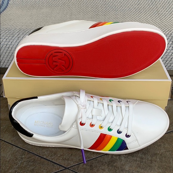 MICHAEL KORS POPPY LACE UP NAPPA PU OPTICWHT/BLK - Picture 5 of 16